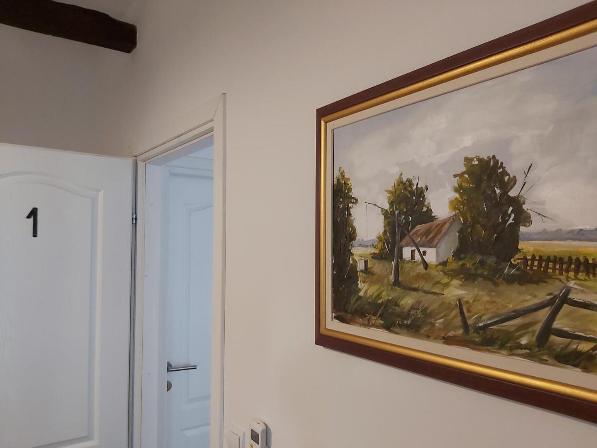 Izletiste Opatovac Guest House Екстериор снимка